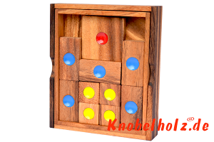 Khun Pan medium, Escape Schiebespiel, in einer Holzbox tolles Schiebespiel 1 Spieler in Maßen 11,8 x 10,0 x 2,5 cm , khun pan samanea wooden game