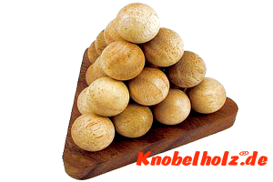 Ball Pyramiden Puzzle 2 Kugelpzramide mit unterschiedlichen Teilen mit Holzkugeln in den Maßen  14,5 x 14,5 x 9,0 cm samanea wooden brainteaser