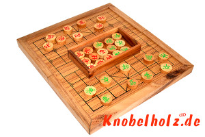 Chinese-chess-board-wooden-game-samanea holz mit den Spielbrettmaßen 14,50 x 31,0 x 5,5 cm