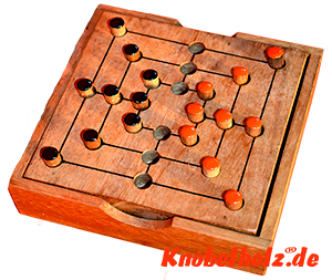 Mühle oder Strategie das Spiel für 2 Strategen aus Monkey Pod....wer hat zuerst eine Mühle aus 3 Steinen in 
