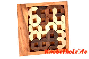 Zahlen Puzzle Holz Number Puzzle 1-9  in Holzboard mit den Maßen 14,2 x 14,0 x 1,5 cm samanea wooden brain teaser 